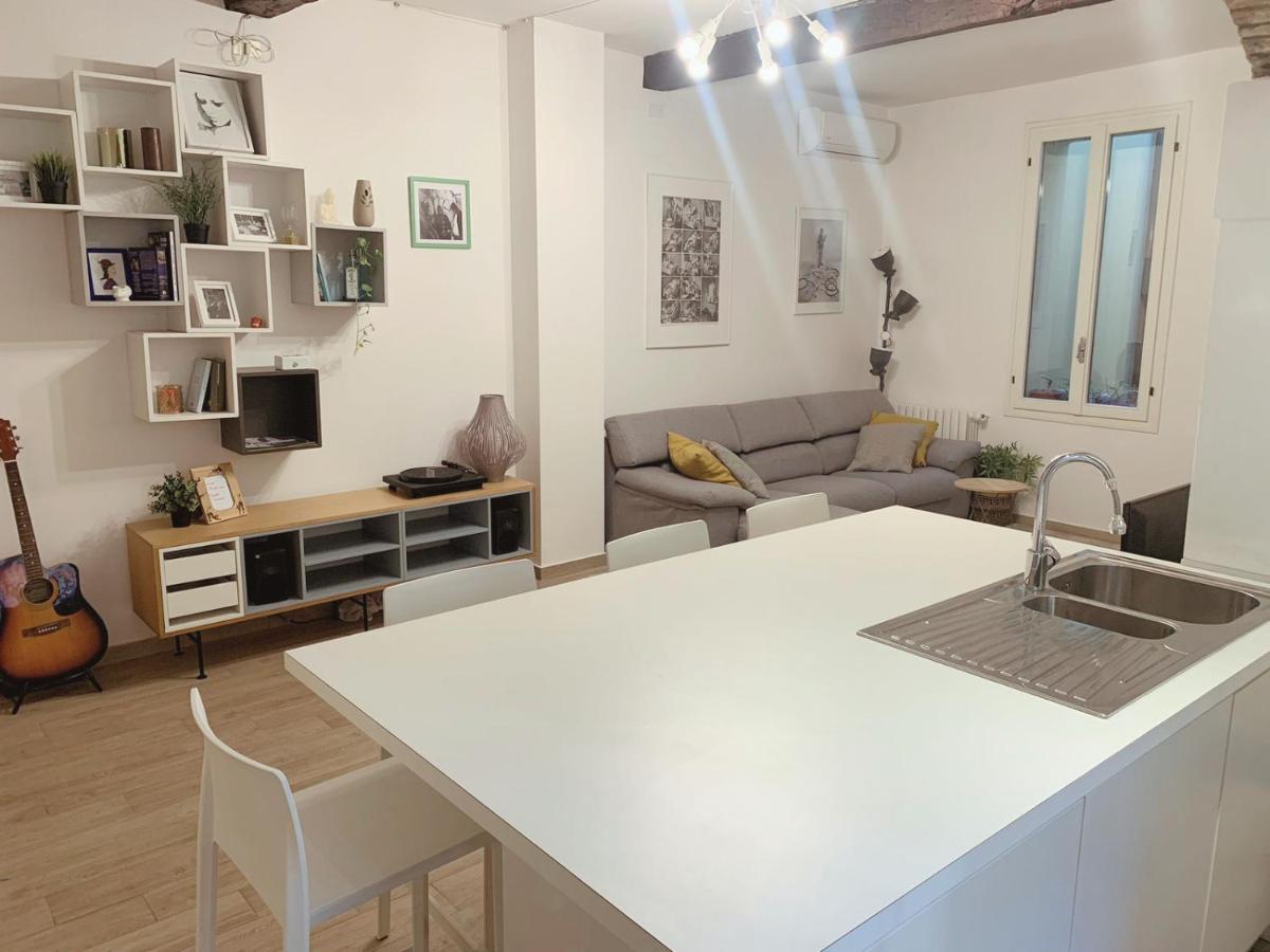 Premium Apartment In The City Center - Via Orfeo 12 Bologna Luaran gambar